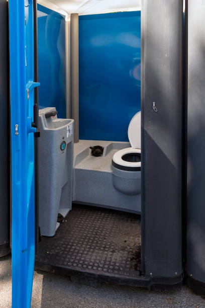 Portable Toilet Options We Offer in Brooksville, FL
